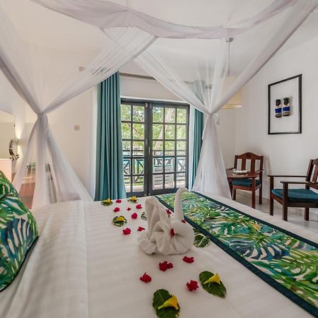 Diani Sea Resort เดียนีบีช ภายนอก รูปภาพ