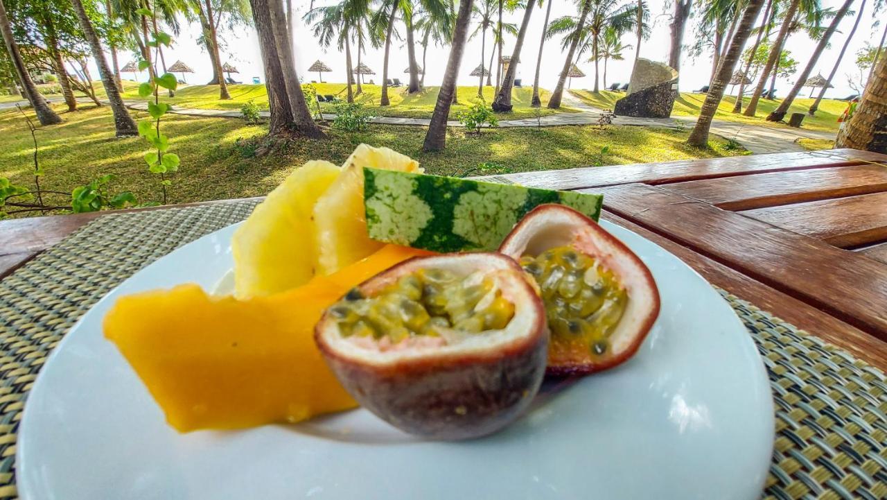 Diani Sea Resort เดียนีบีช ภายนอก รูปภาพ