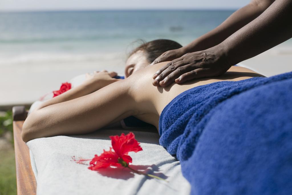 Diani Sea Resort เดียนีบีช ภายนอก รูปภาพ