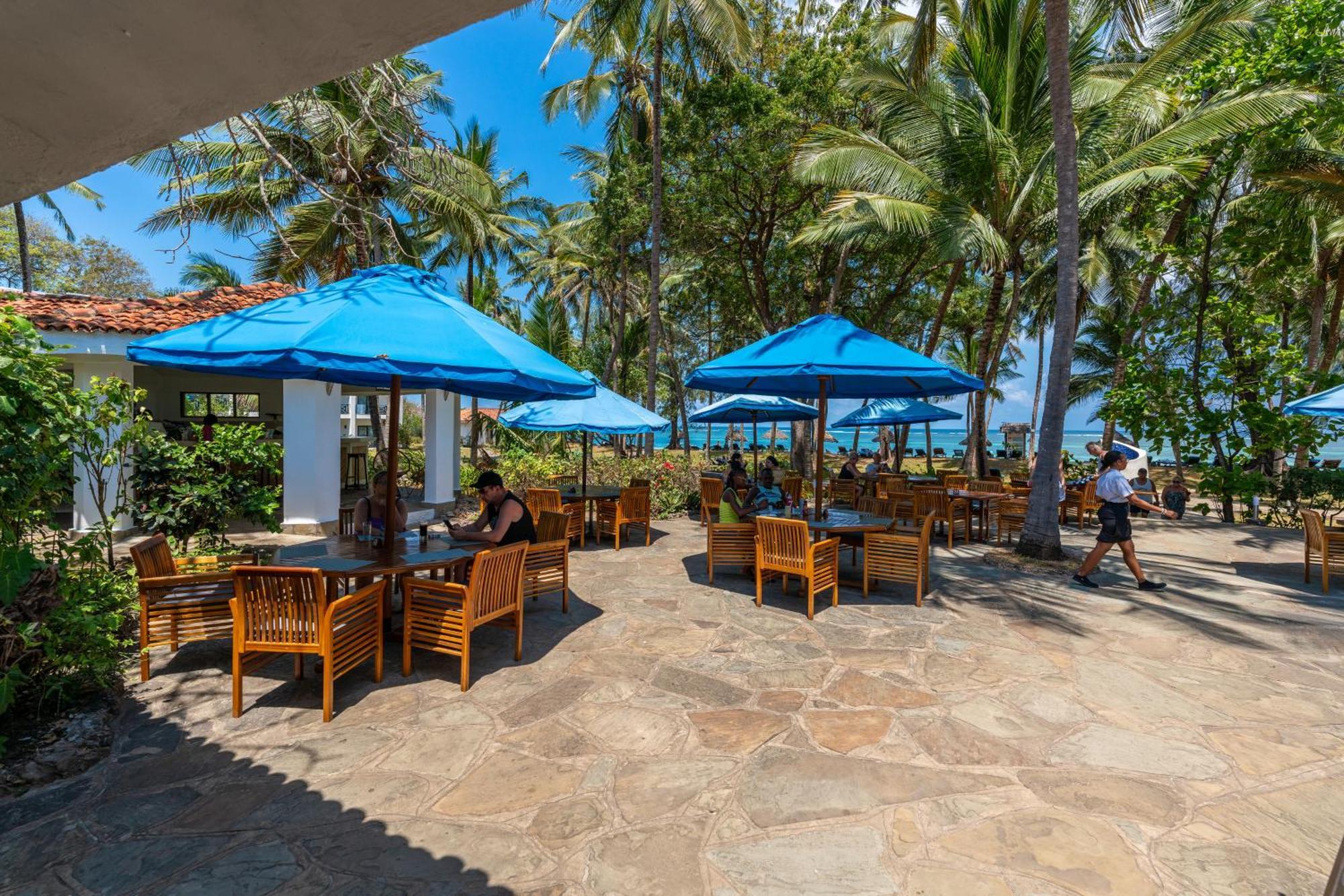 Diani Sea Resort เดียนีบีช ภายนอก รูปภาพ