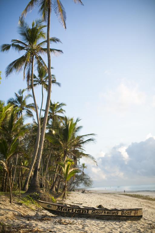 Diani Sea Resort เดียนีบีช ภายนอก รูปภาพ